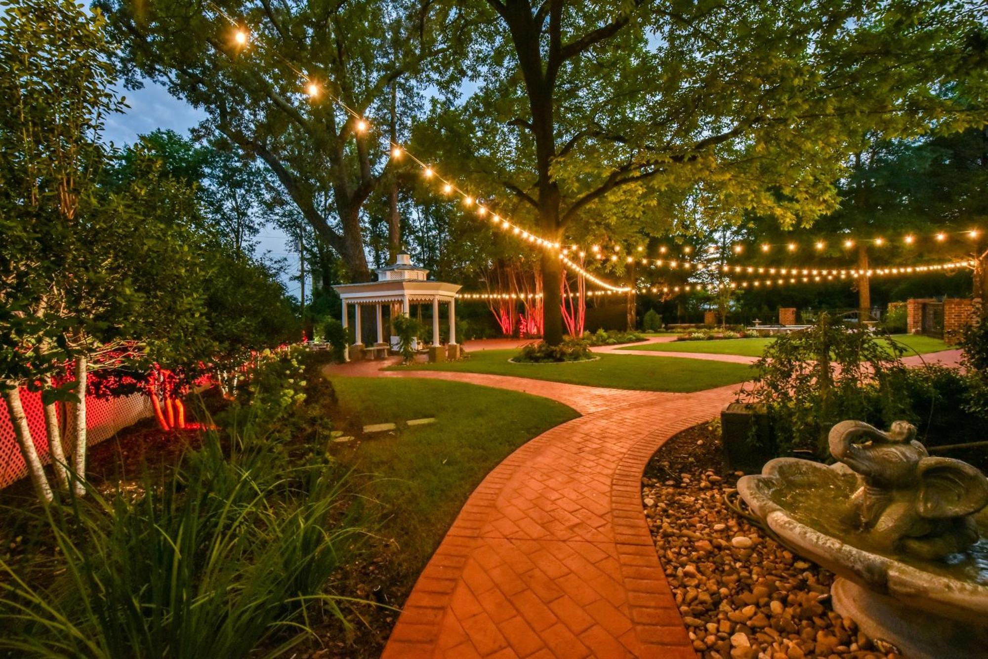 Bama Bed And Breakfast - Wisteria Suite Tuscaloosa Esterno foto